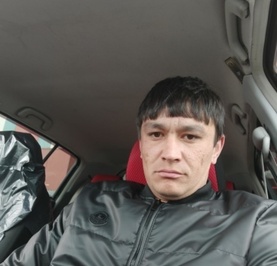 Максим